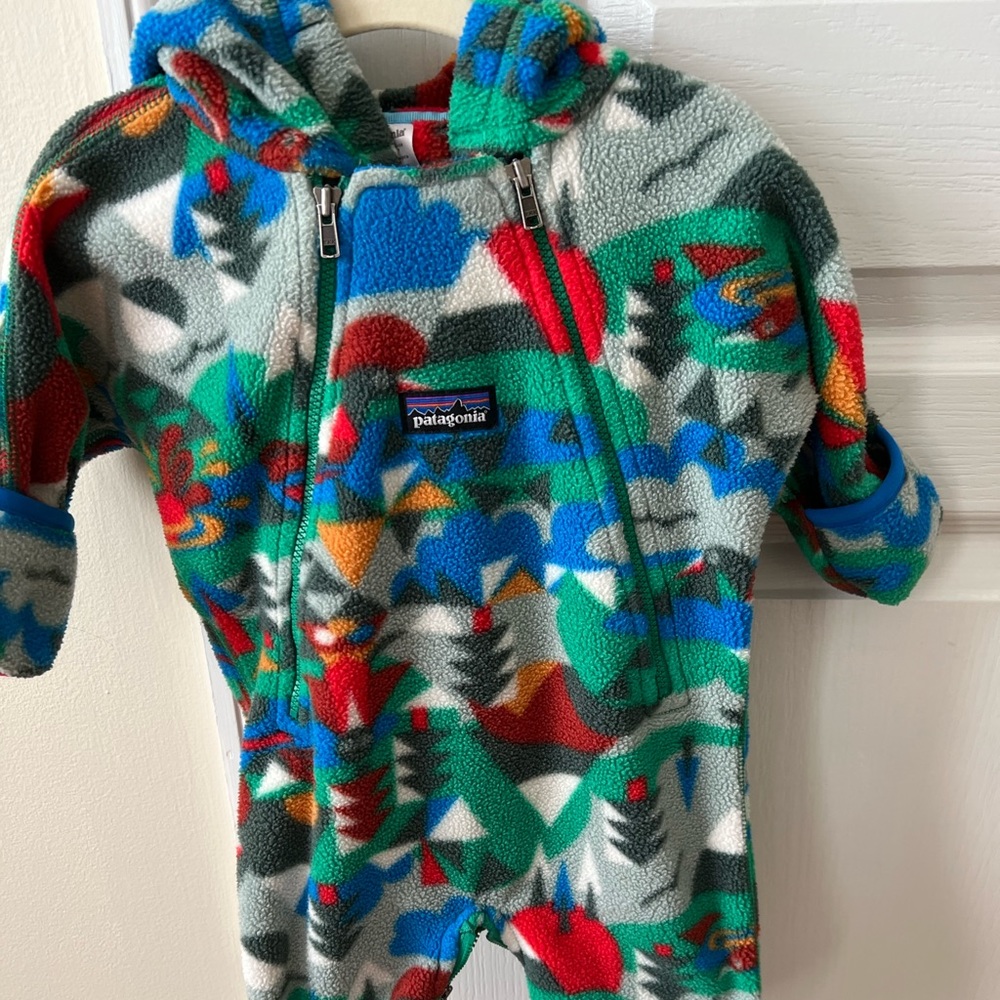 Patagonia newborn fleece